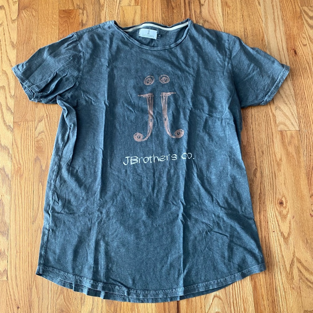 JBrothers Double J tee